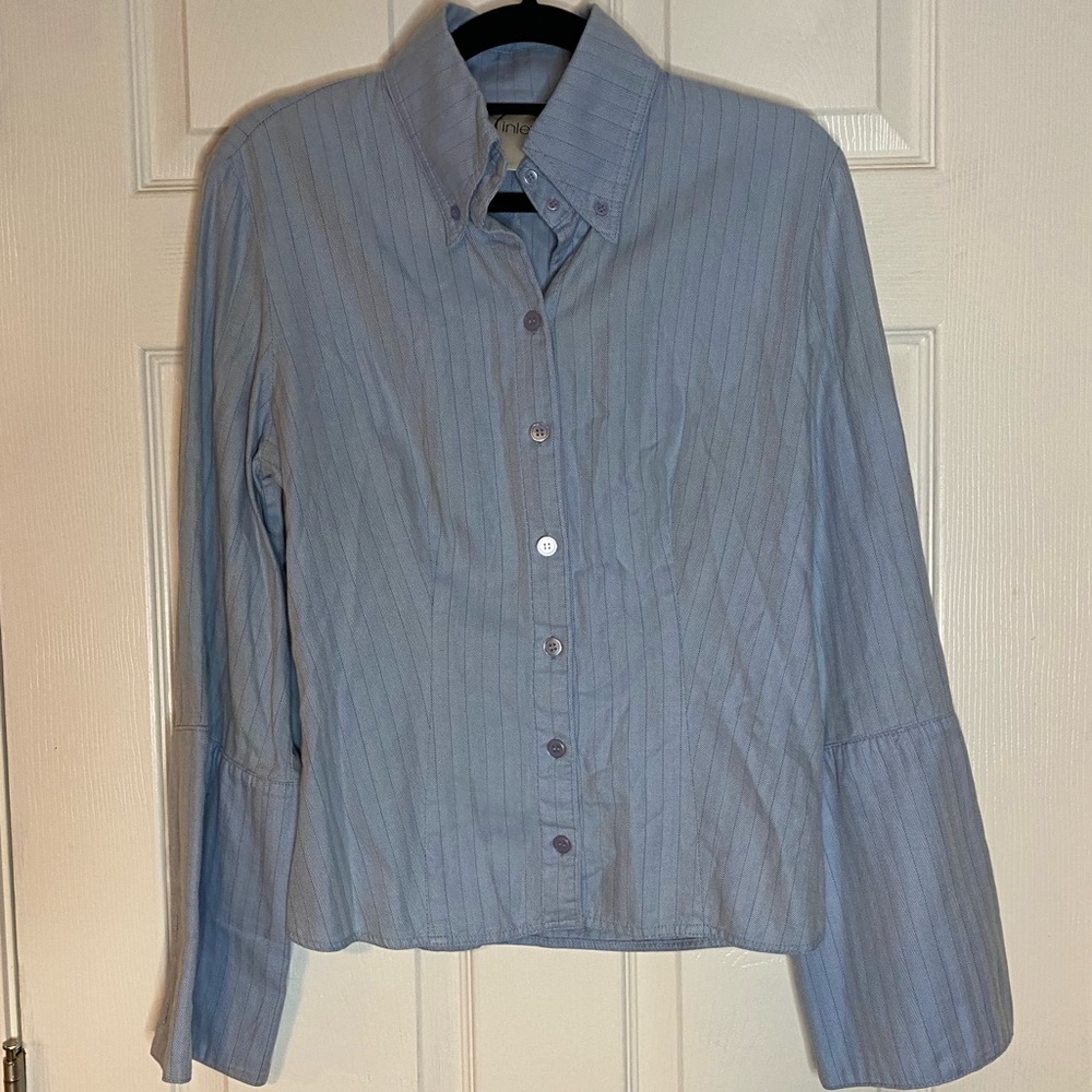 Finley Savoy Button Down Shirt With Flare Sleeves Size Small